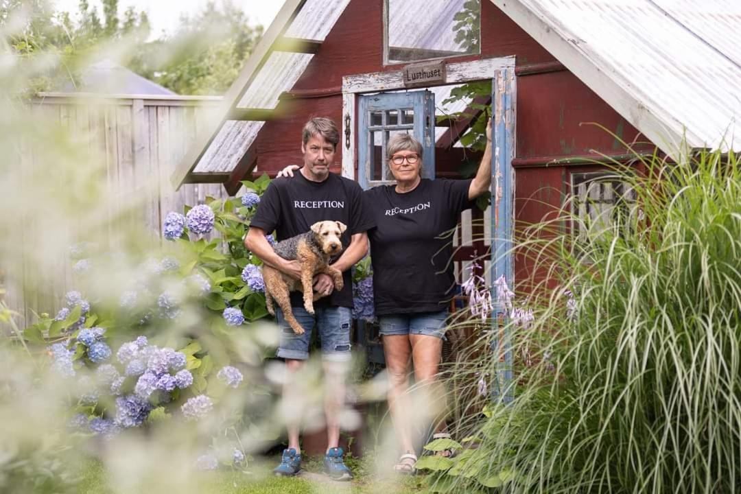 Loftlaegenhet Pa Haestgard I Tvaaker Apartman Kültér fotó
